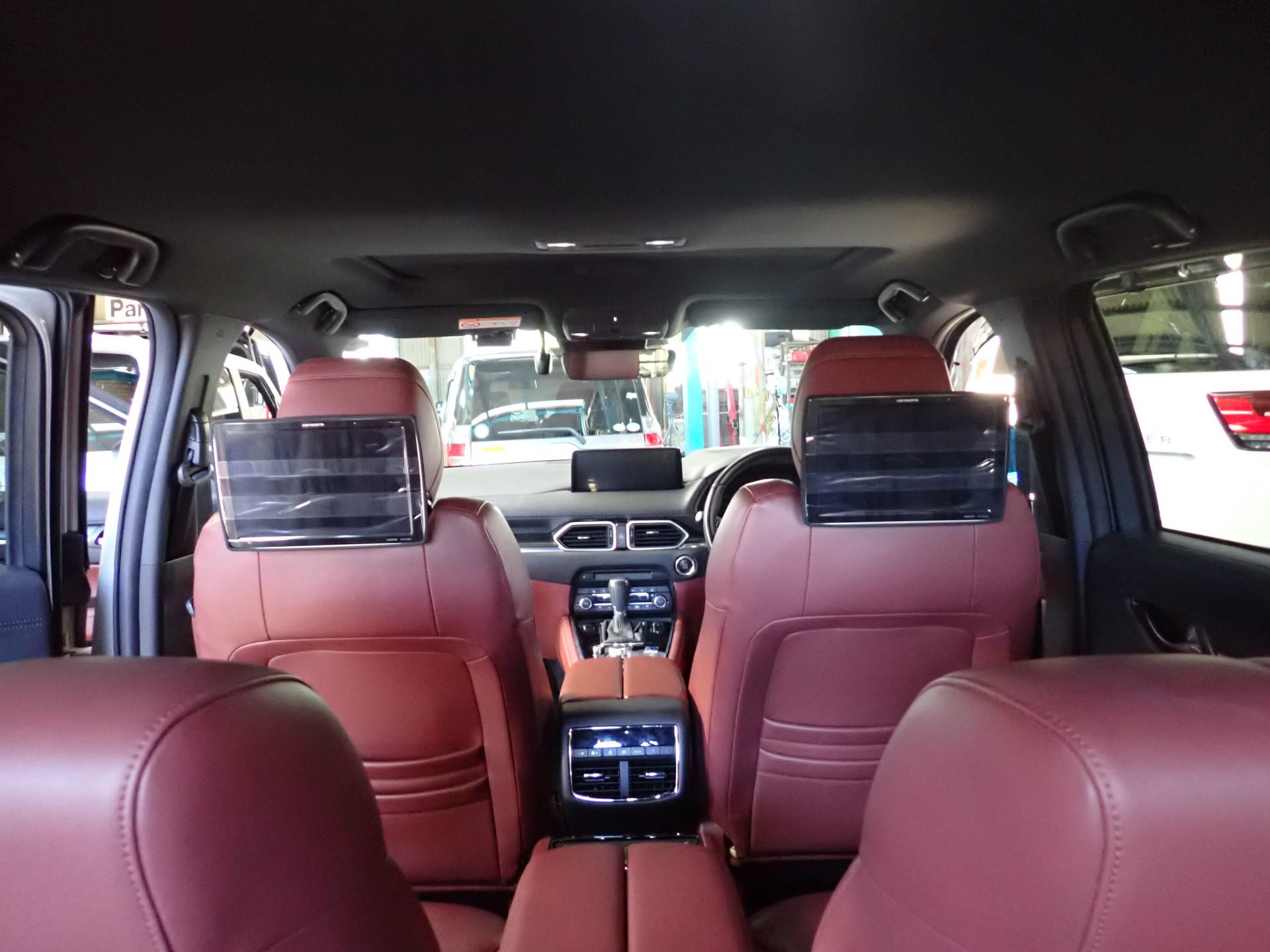 現行マツダCX-8に何が何でも後席モニターを取り付ける！DVDを見たいの